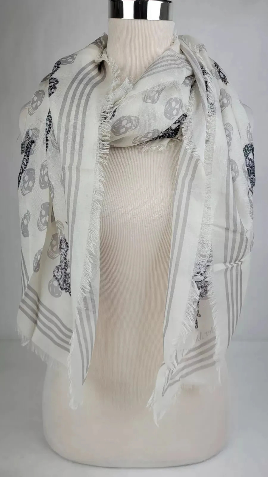 Alexander McQueen White Modal Skull/Crystal Ribbon Bow Print Scarf