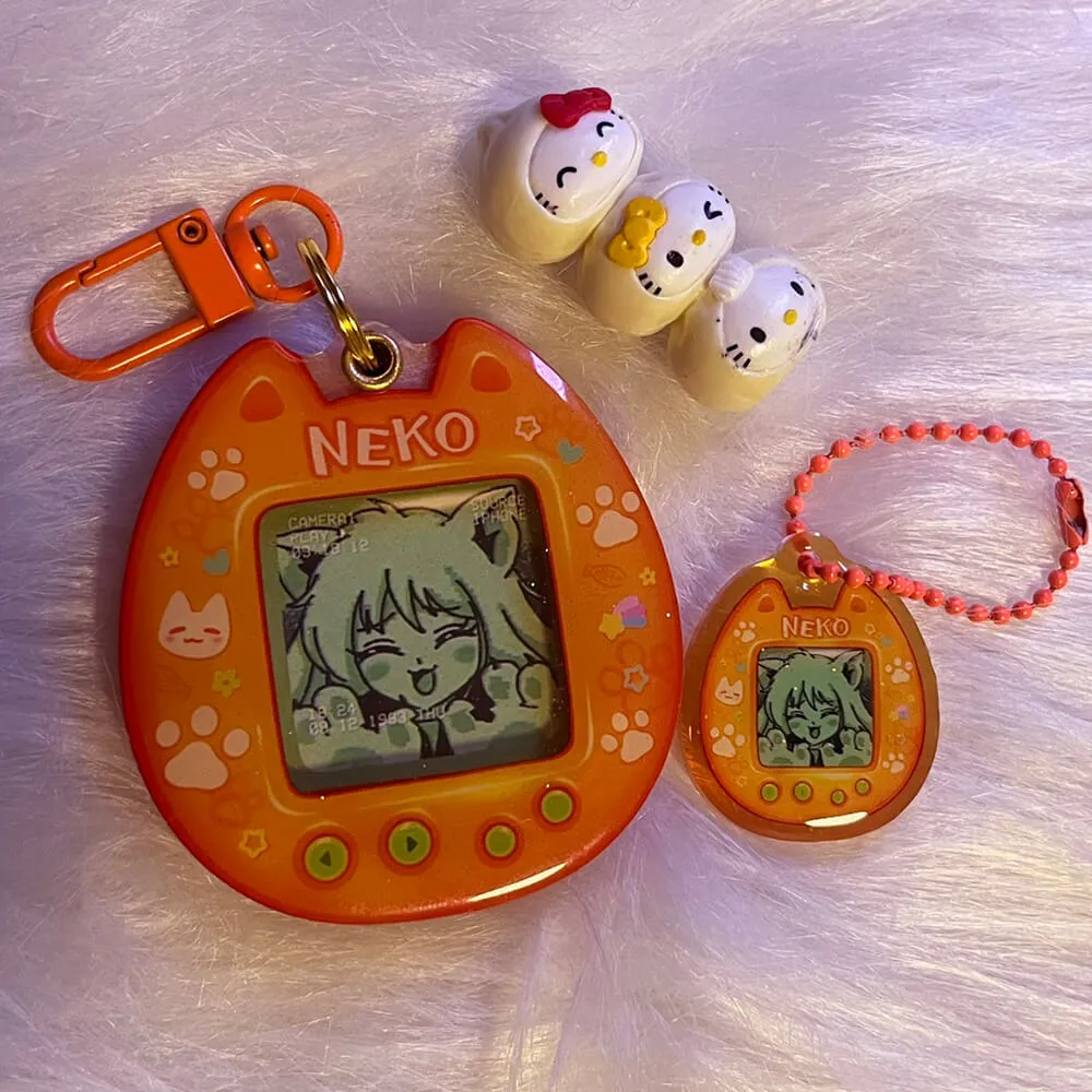Tamagotchi Photo Pendant Orange